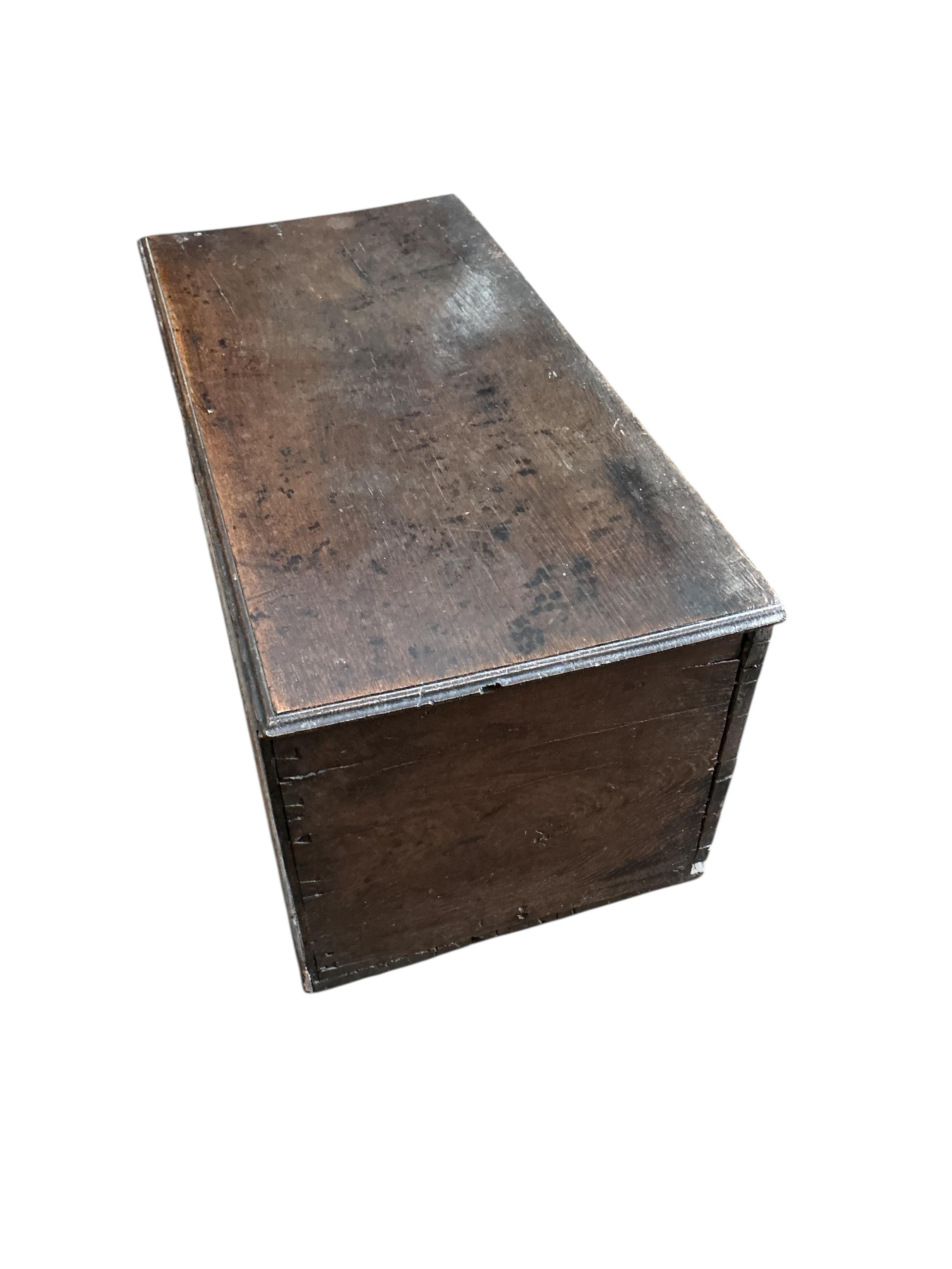 An 18th century oak box, width 69cm, depth 34cm, height 32cm